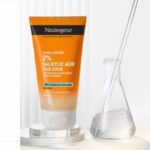 Neutrogena Clear And Defend 2% Salicylic Acid Face Scrub, 150 ml